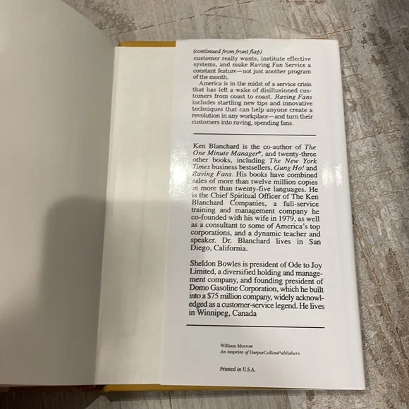 Book: Raving Fans - Picture 5 of 5